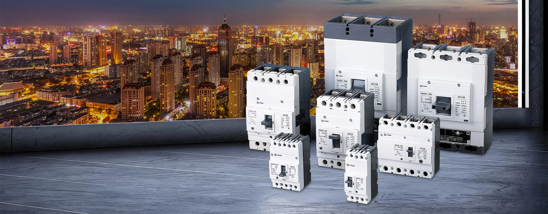 CDADA OEM ODM etengailuaren fabrikatzailea - MCCB MCB pertsonalizatua HVAC Igogailu UPS aplikazioetarako